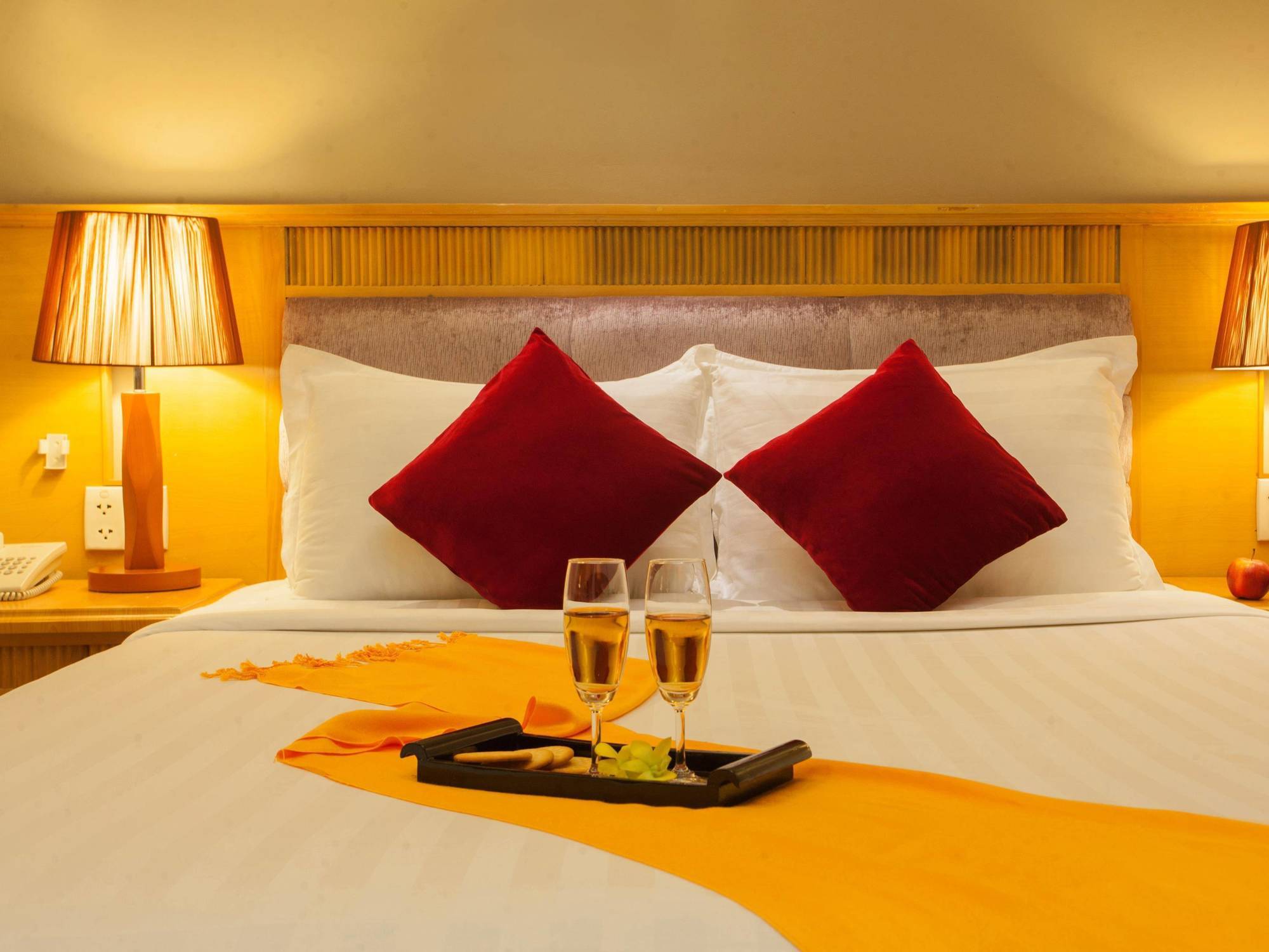 Silverland Min Hotel Ho Chi Minh City Exterior photo